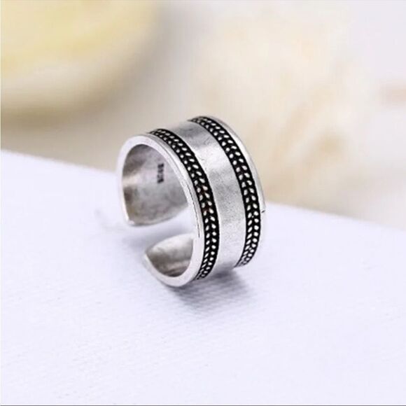 #42 New 925 Sterling Silver Retro  Ring - Picture 3 of 11